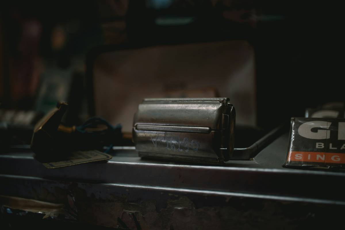 The Ultimate Guide to Beard Scissors: Why Every Bearded Gentleman Needs Them