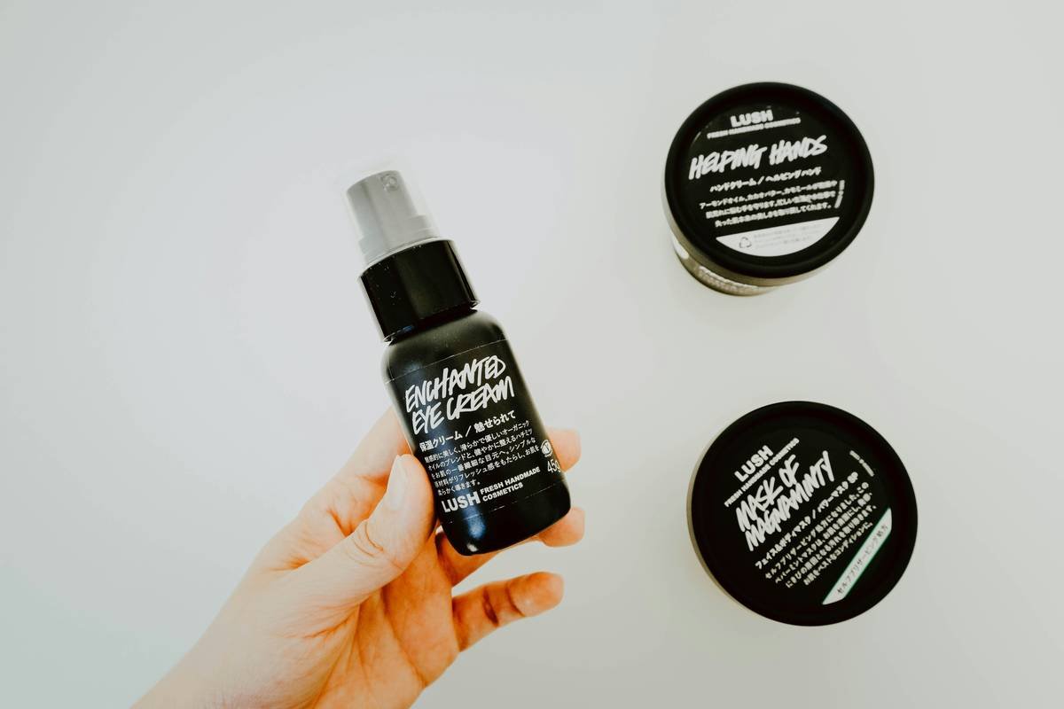 Why Beard Hold Spray Beats Every Other Styling Hack (And How to Use It Right)